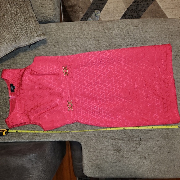 Tahari Coral Sleeveless Midi Dress - Picture 5 of 6